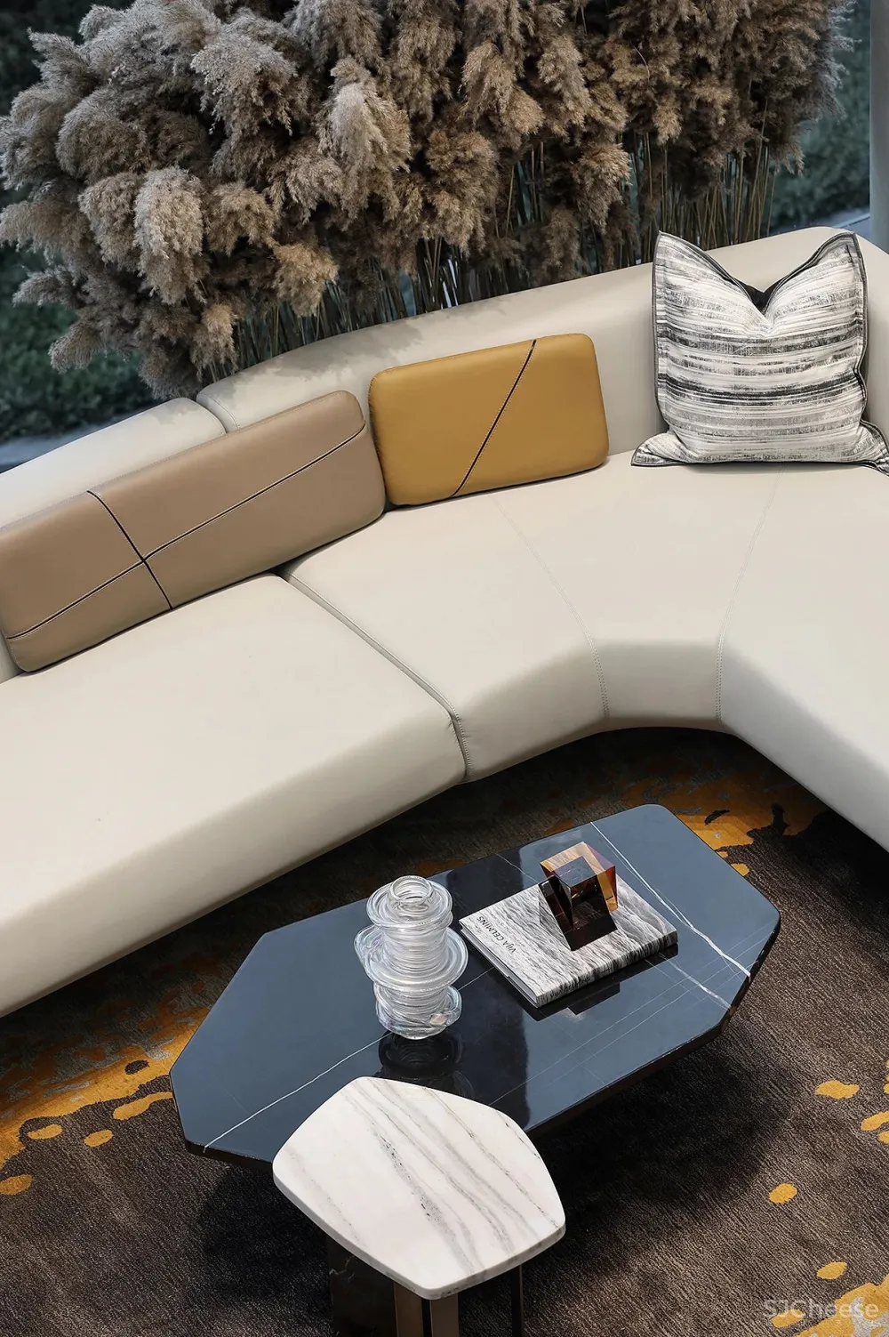 刚柔并济的“宇宙星辰”，感受黑白碰撞下的高级美！