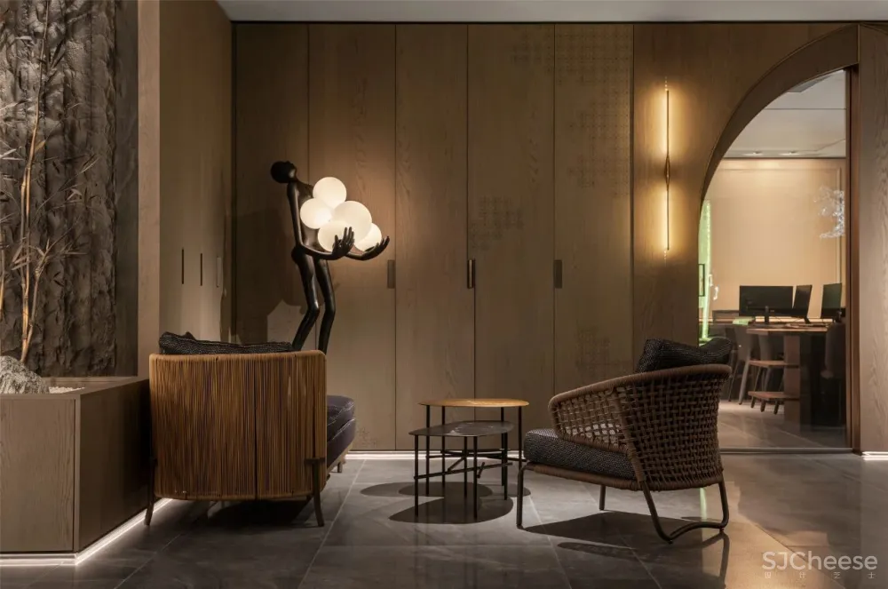 观沧海浩瀚，创诗境空间！