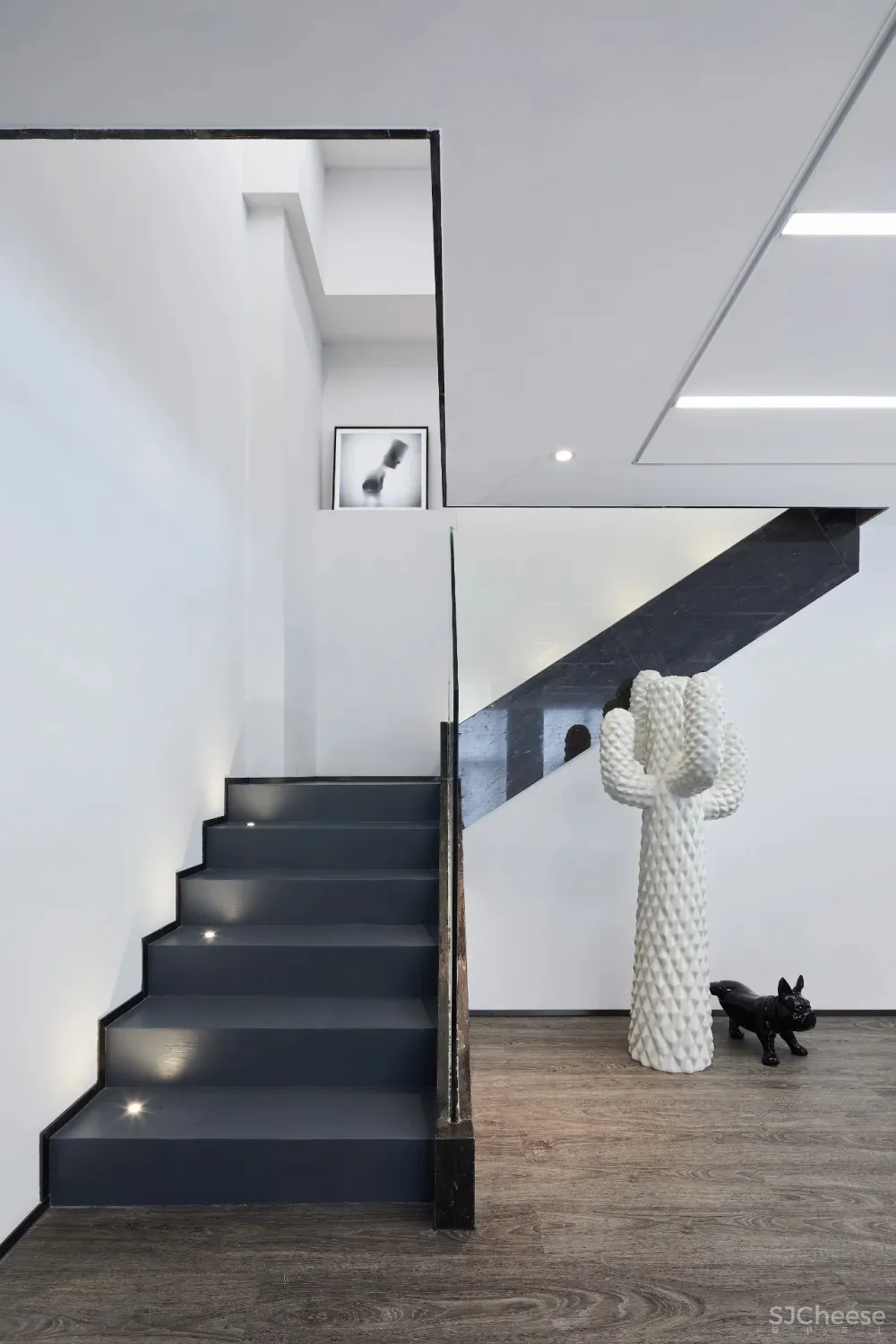 如墨设计|创意美学玩转空中Loft办公样板