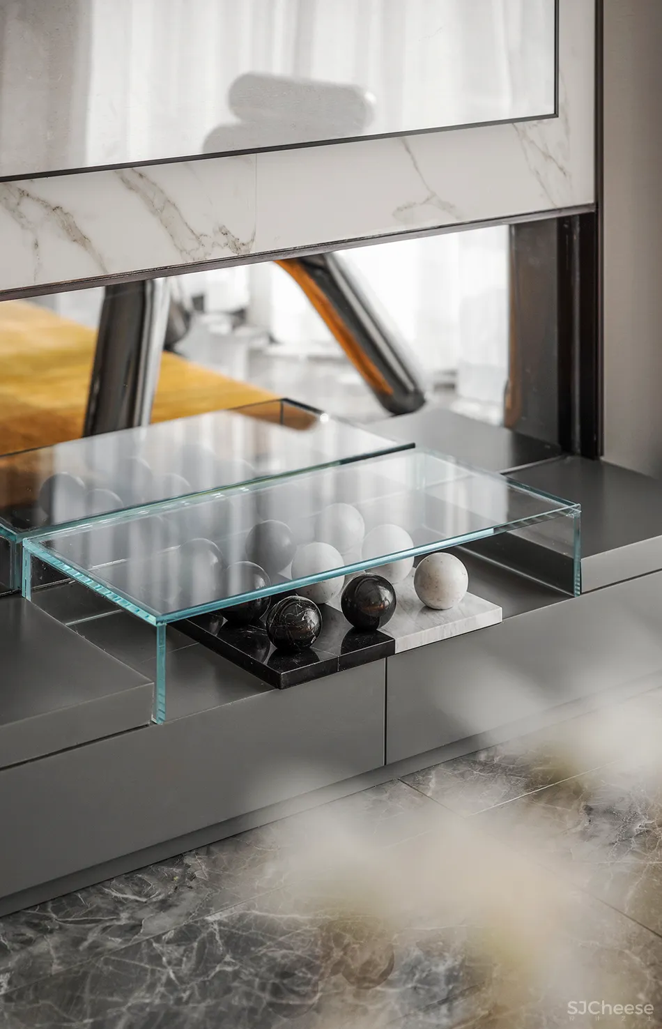 2021 Pantone年度色之家,极致灰 亮丽黄!