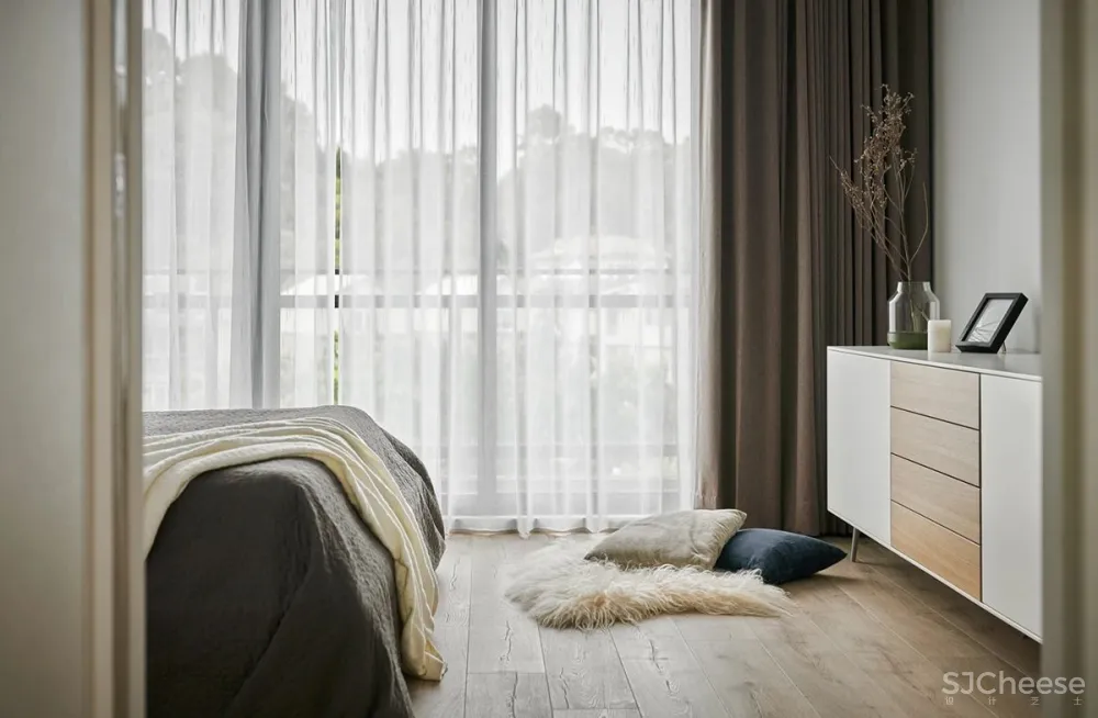 城市蜗居和郊区别墅你选哪个?网友:我要带泳池的!