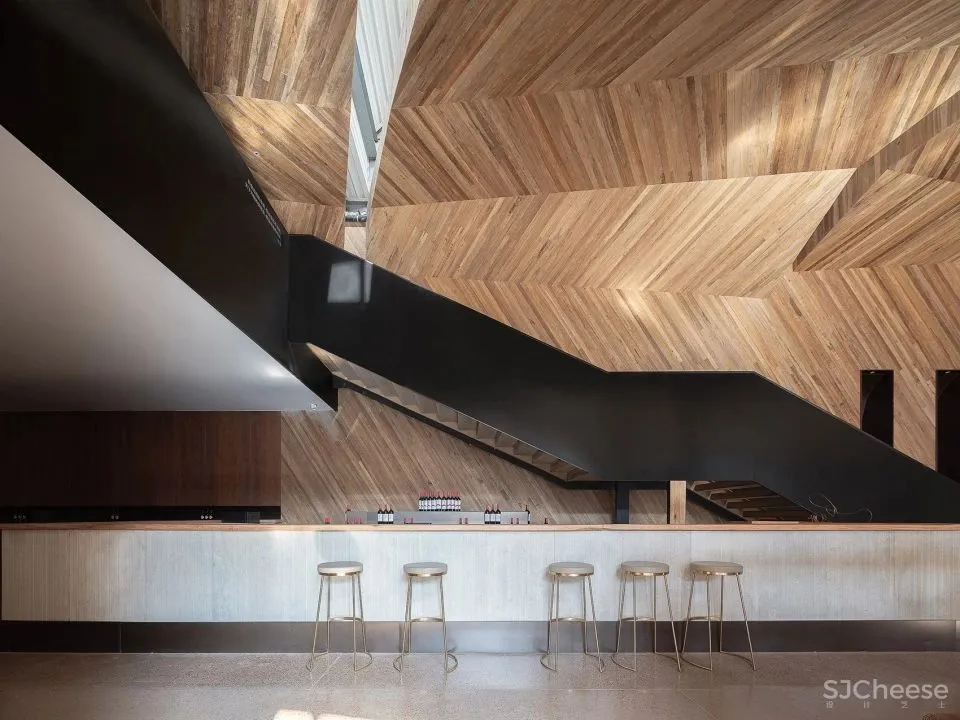 Winner 相上文象 × 西鸽酒庄：获 Best of Year Awards 2020年度最佳大奖