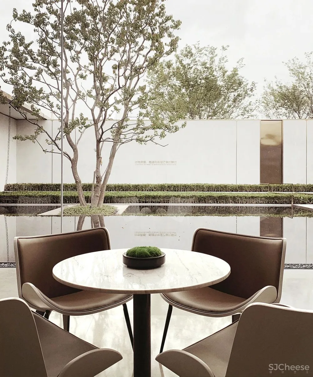 春山秋水 瑰丽多姿,静谧怡然