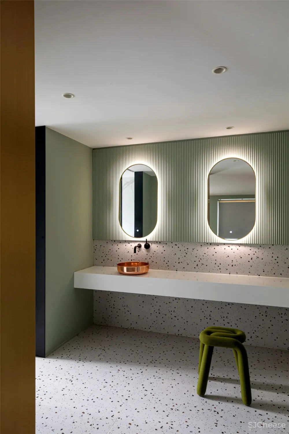 重构自建房,打造趣味艺术宅!