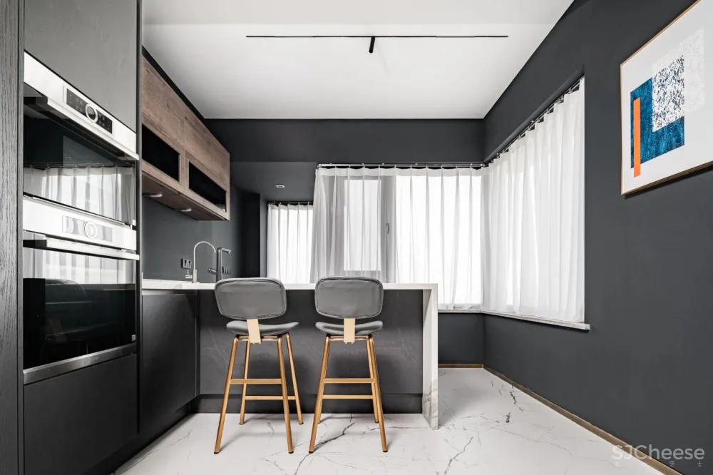 北京160㎡顶层复式带阁楼,装修花了300万,朋友看了都羡慕!