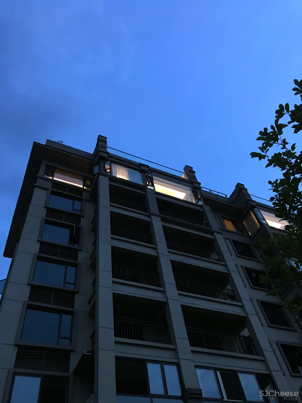 300㎡河畔大平层，现代生活的诗意栖居！