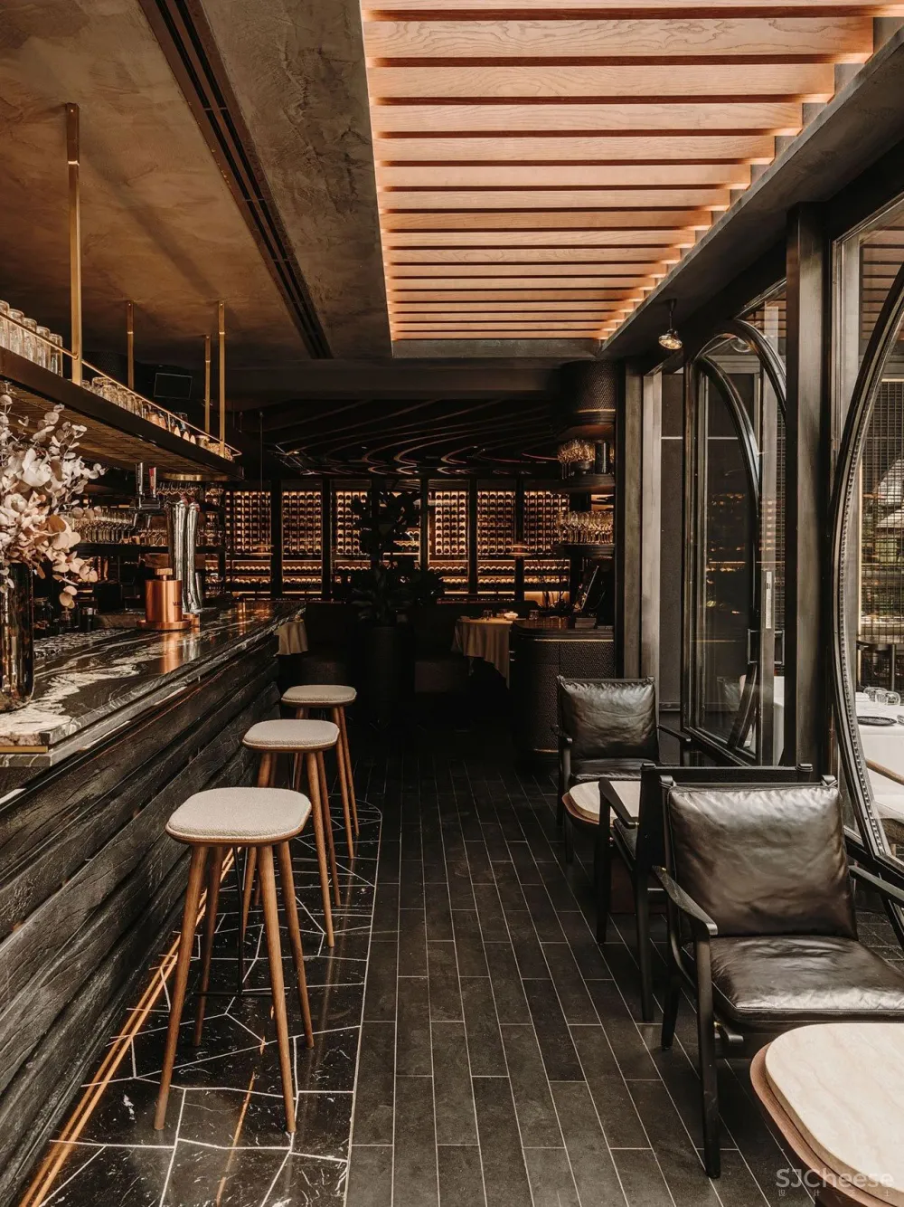 木炭烧烤的原始乐趣,西班牙