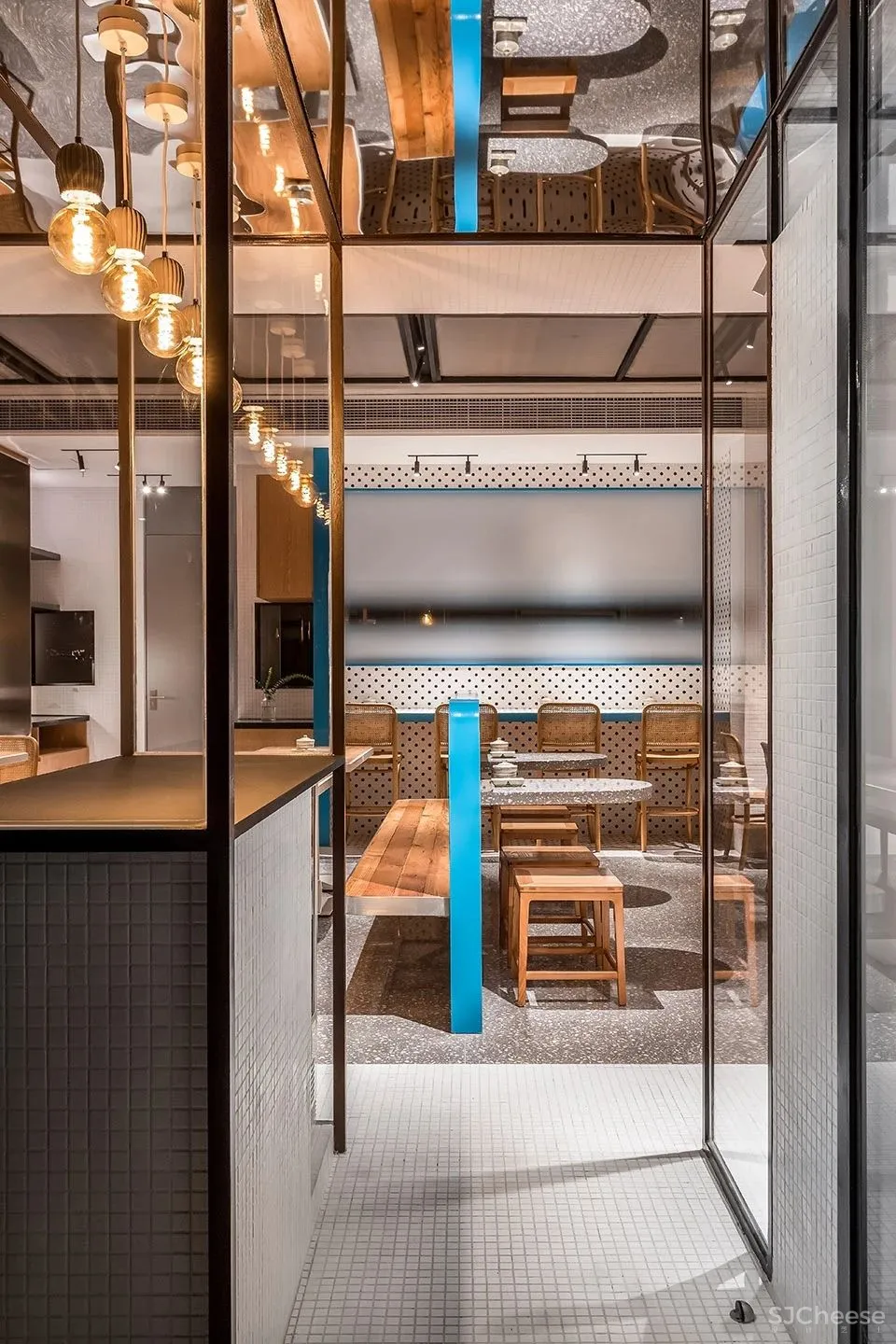 新作 从商业命题出发去呈现一种简单的状态 上海 一筴米粉 象蝶设计