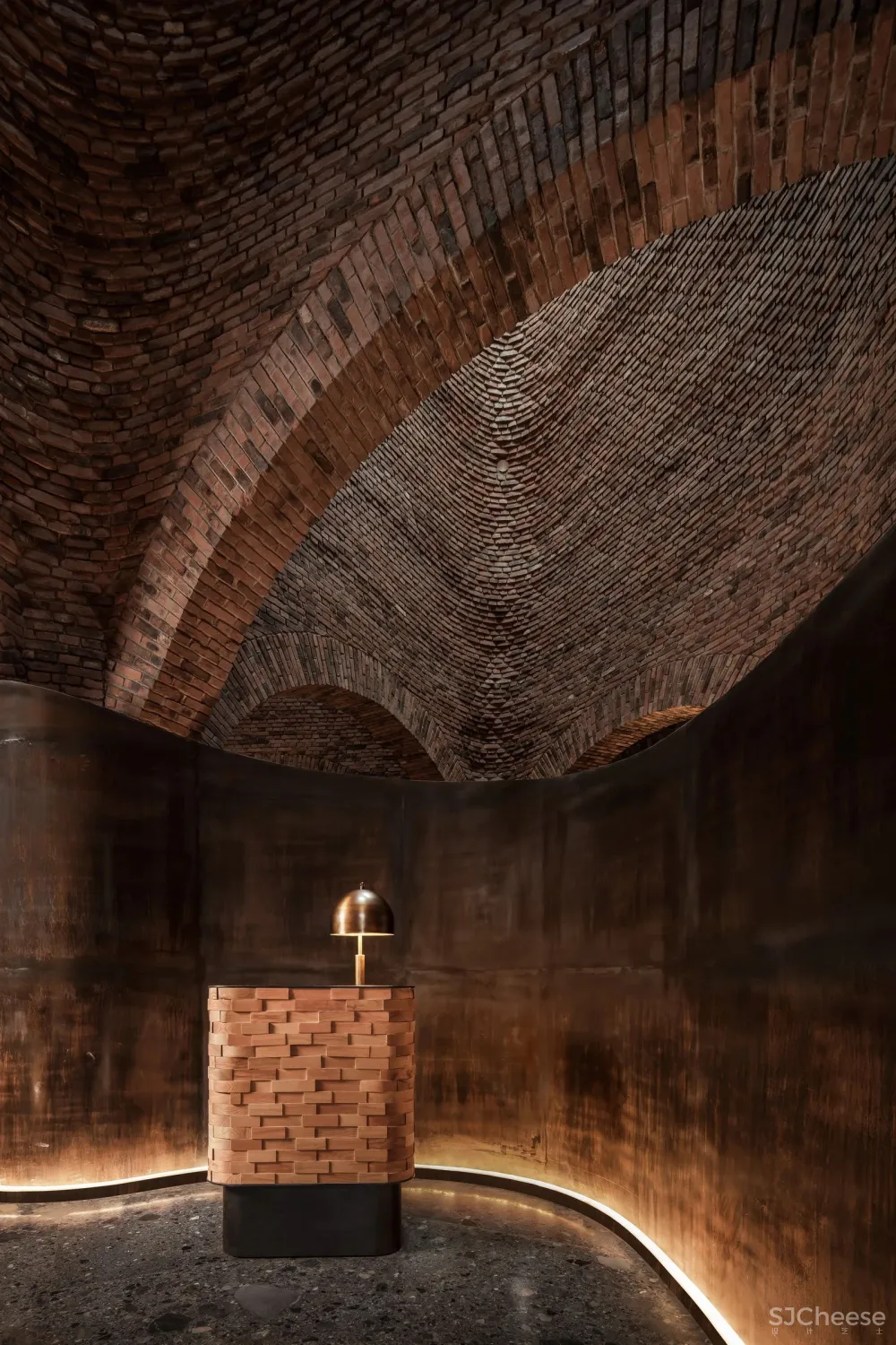 CCD 半朵雲遊天地間