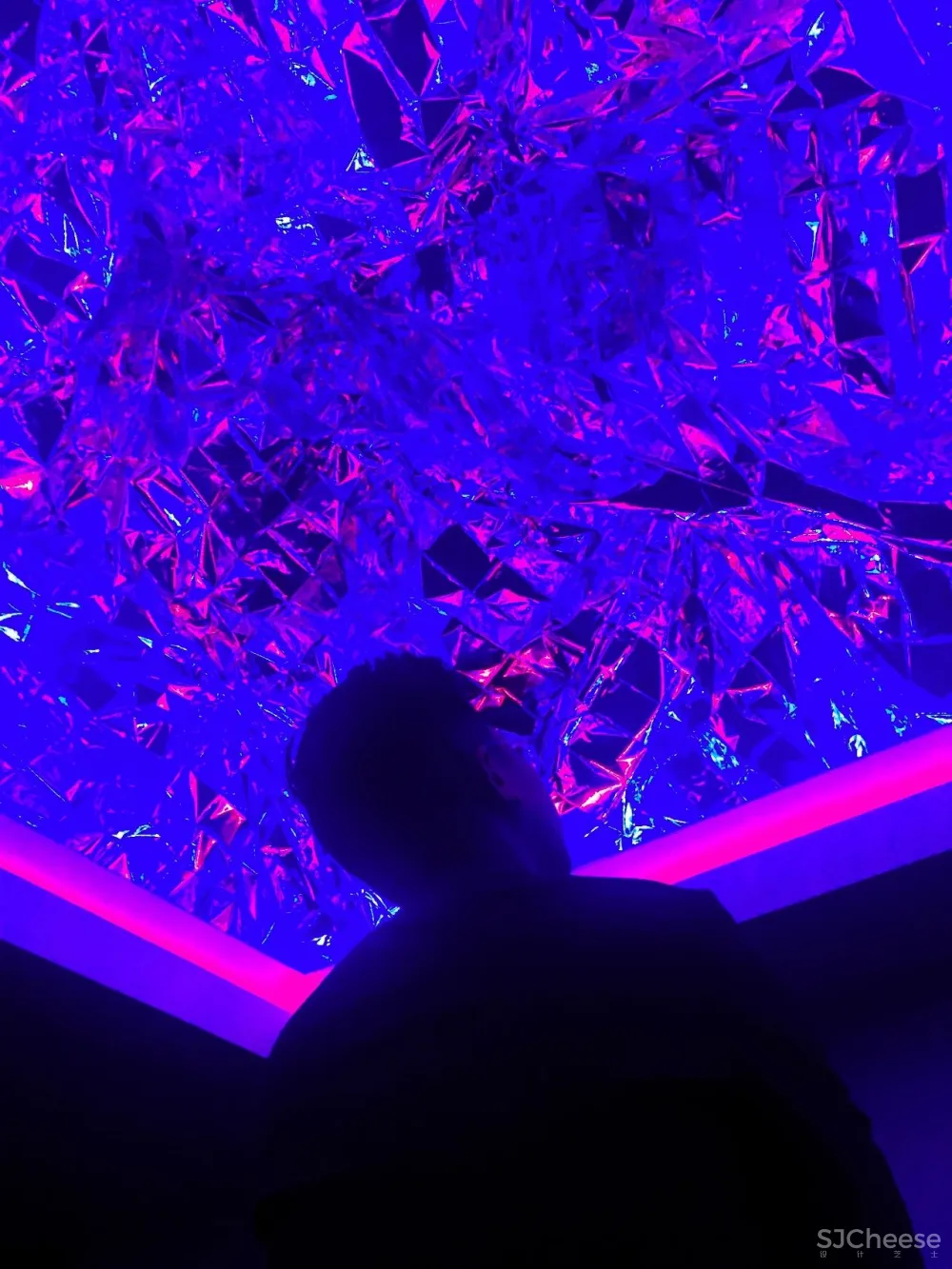 Google 办公室里暗藏冥想空间,这设计才叫人性化!