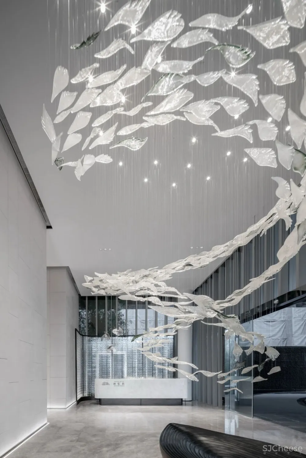 飞视新作 「 浩瀚空蒙 、轻盈通透」融创上海映红桥展示中心