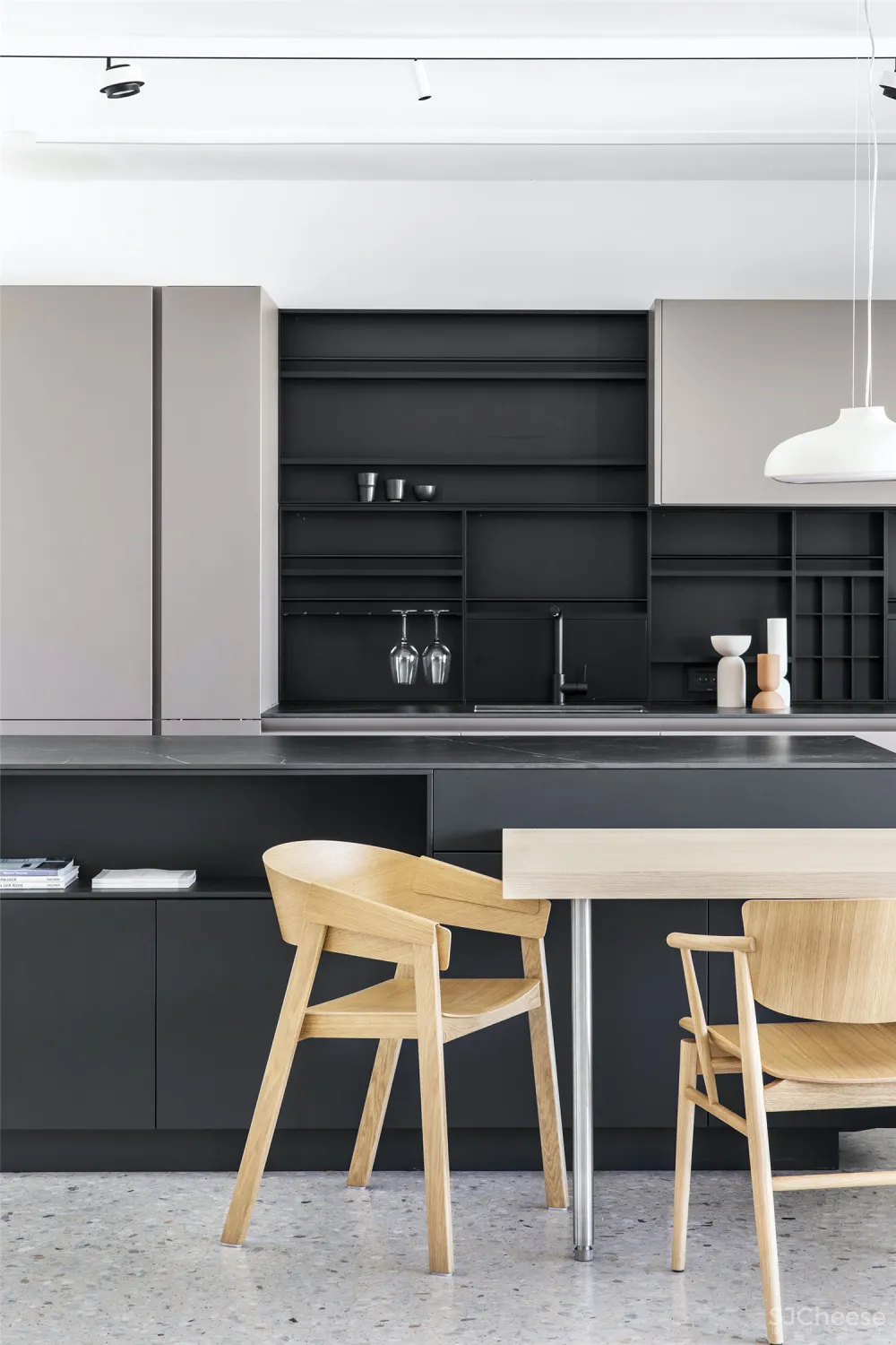 100㎡ 两房两卫，隔墙全拆客厅大2倍！