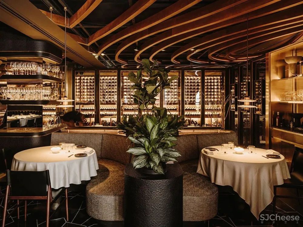 木炭烧烤的原始乐趣,西班牙