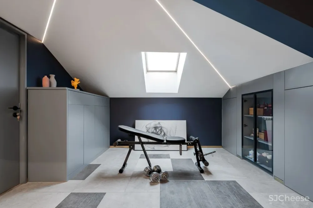 北京160㎡顶层复式带阁楼,装修花了300万,朋友看了都羡慕!