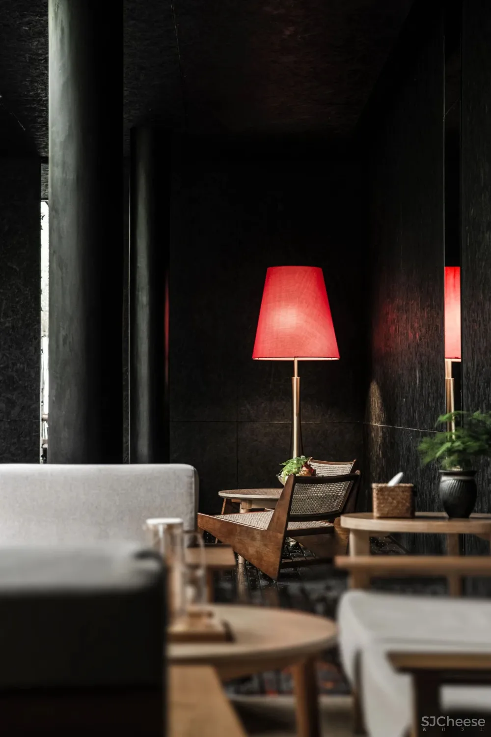 圣火设计 × 黄山愿景酒店 :墨瓦白墙的静谧之美