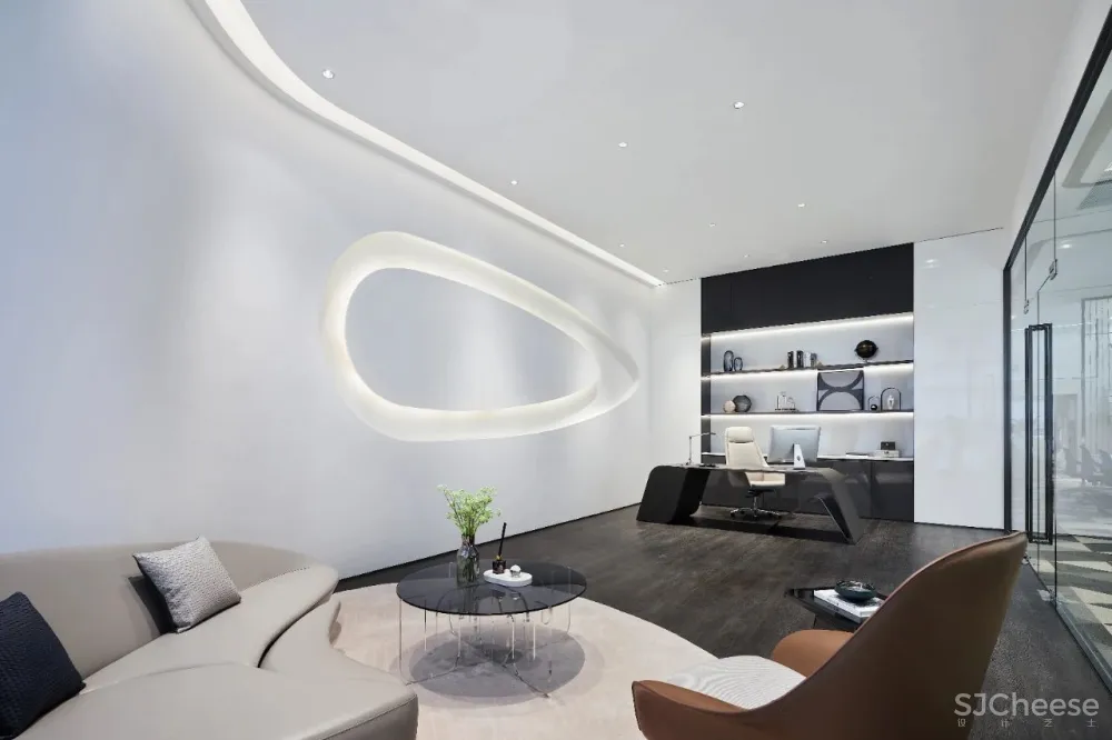 如墨设计|创意美学玩转空中Loft办公样板