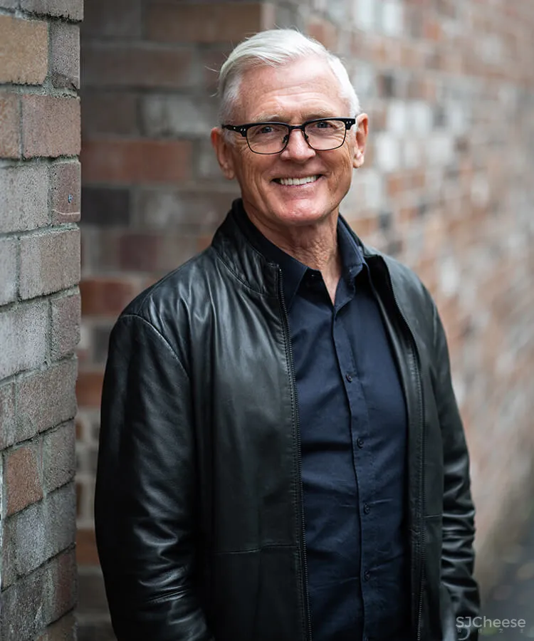 不落俗套的海景别墅,混凝土勾勒雕塑外观,太牛了!