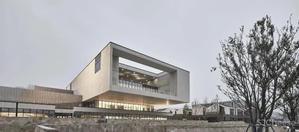 融创华北│郑州漫山艺术中心 ─ 空间有光，光中有画