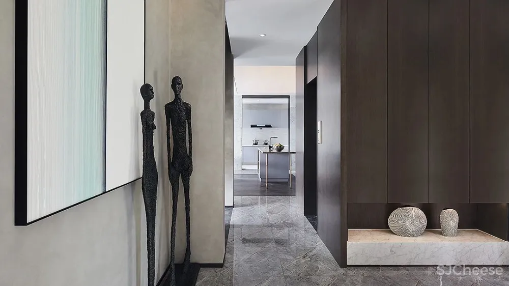 纯净而内敛，大隐于日光的莫兰迪美宅