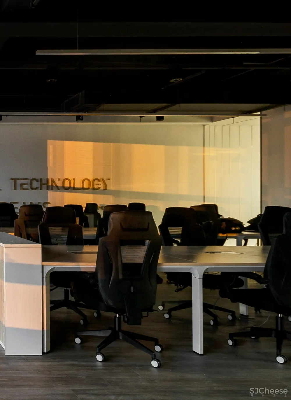 李岩新作:光和暮/GUANG & MU丨智恒设计