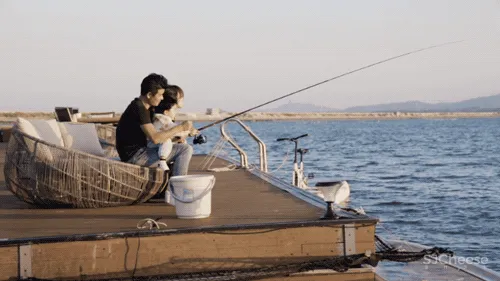 福建小哥租下一片海,造600㎡漂浮大平层:我随时可以与世隔绝