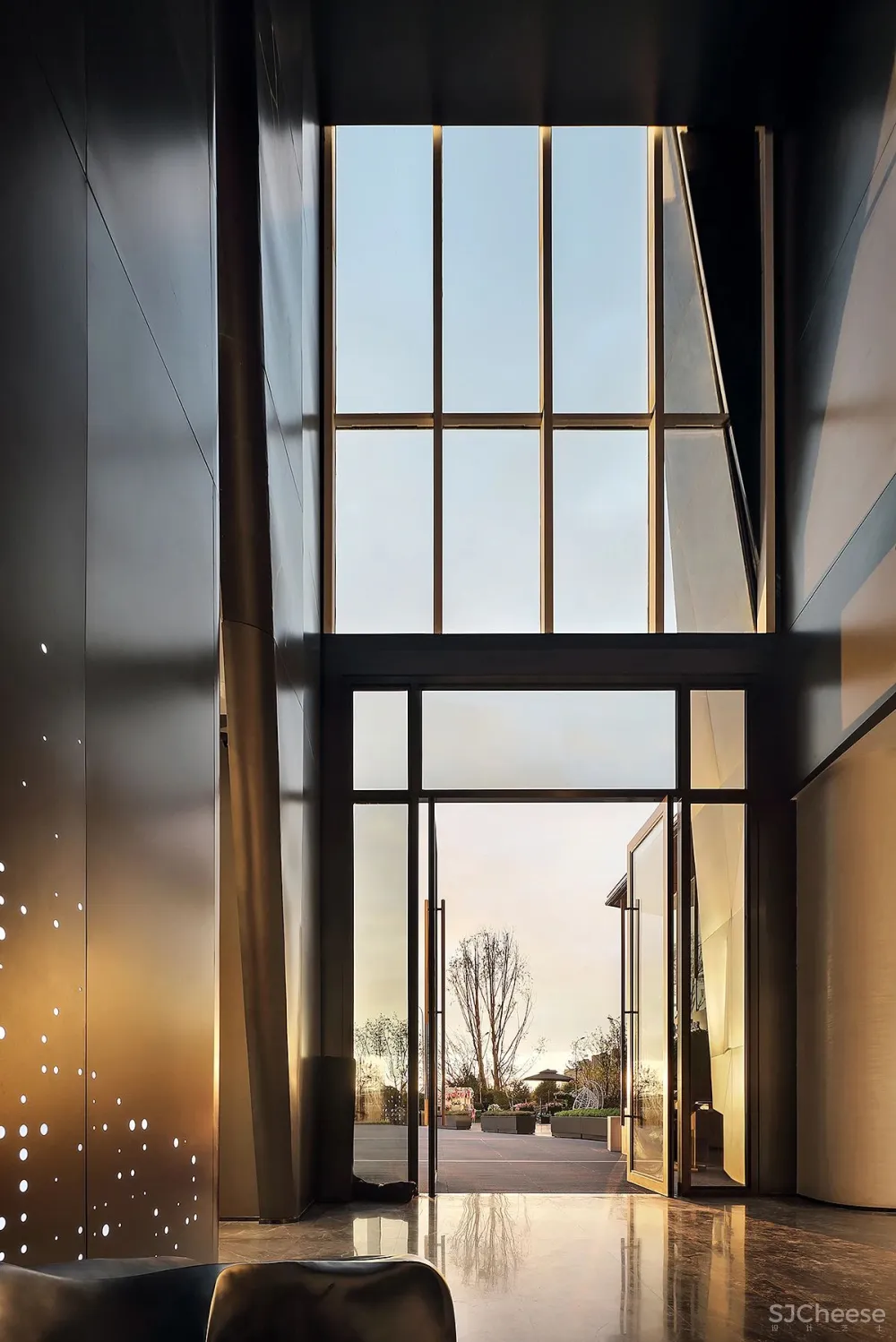 刚柔并济的“宇宙星辰”，感受黑白碰撞下的高级美！