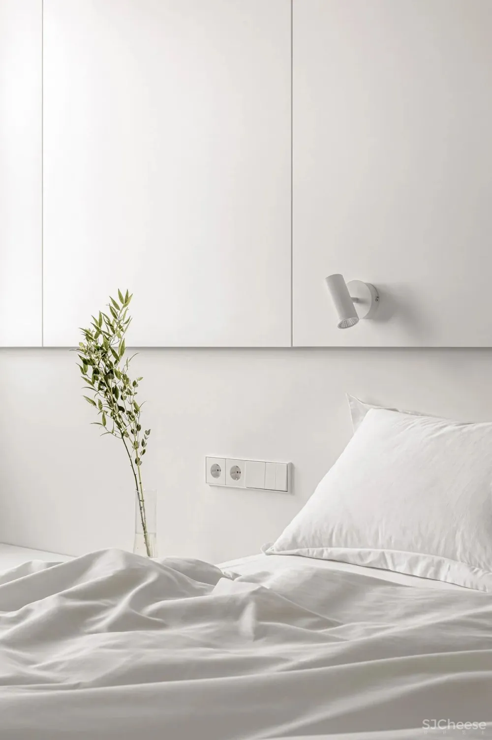 Kanstantsin Remez-极简主义和朴素美学