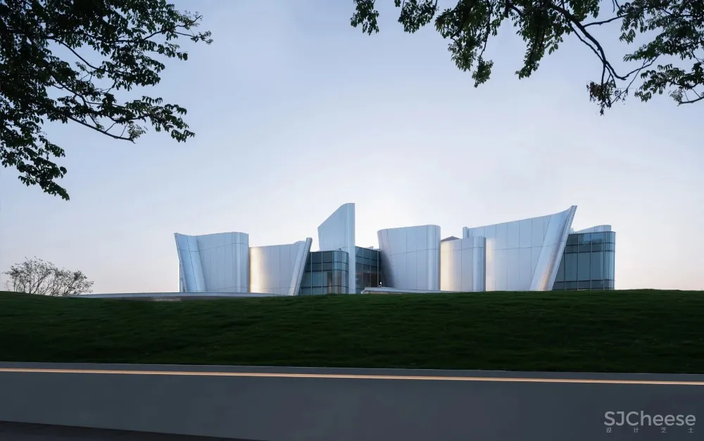 向美而生 徐州美的·天誉