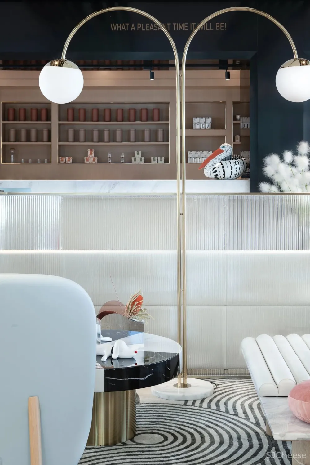 LESTYLE 乐尚设计丨中山万科四季花城售楼处