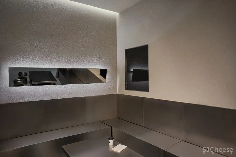 新作 对当下青年社交状态的探索 香蕉咖啡馆 芒果建筑设计有限公司