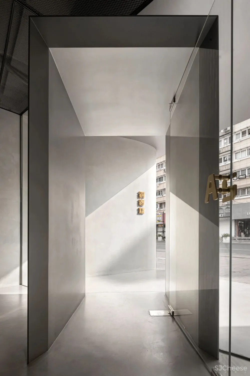 大麦设计 × 阿式铜锣烧:以退为进