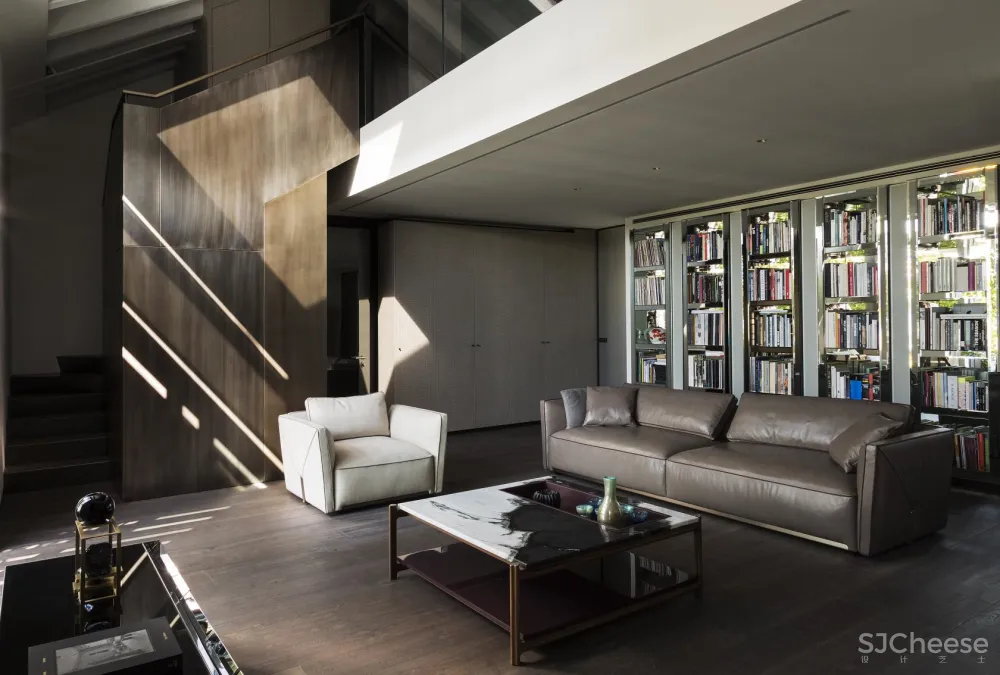 米兰废弃仓库爆改成公寓楼,每个户型都是复式,太有腔调了