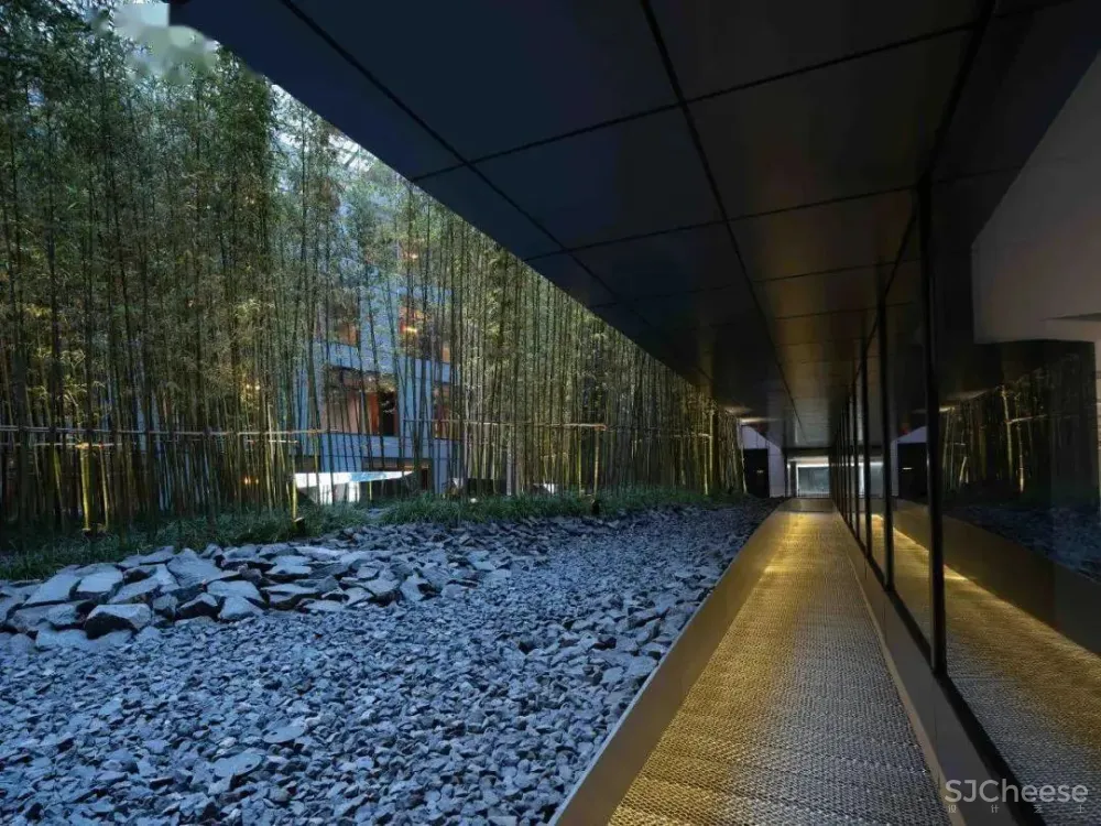 北京大兴国际机场木棉花酒店-“新国门”的旅人书房