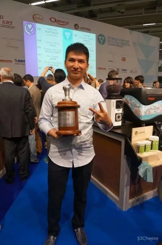 Pick - Comma：成都咖啡宇宙里的一组惊叹号