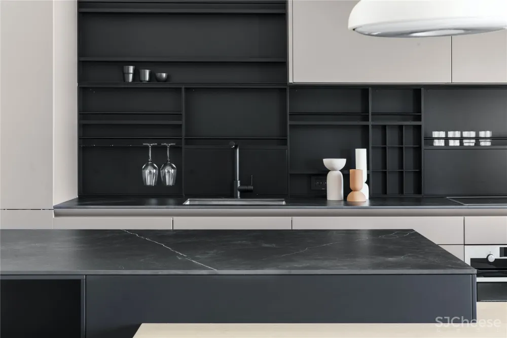 100㎡ 两房两卫，隔墙全拆客厅大2倍！