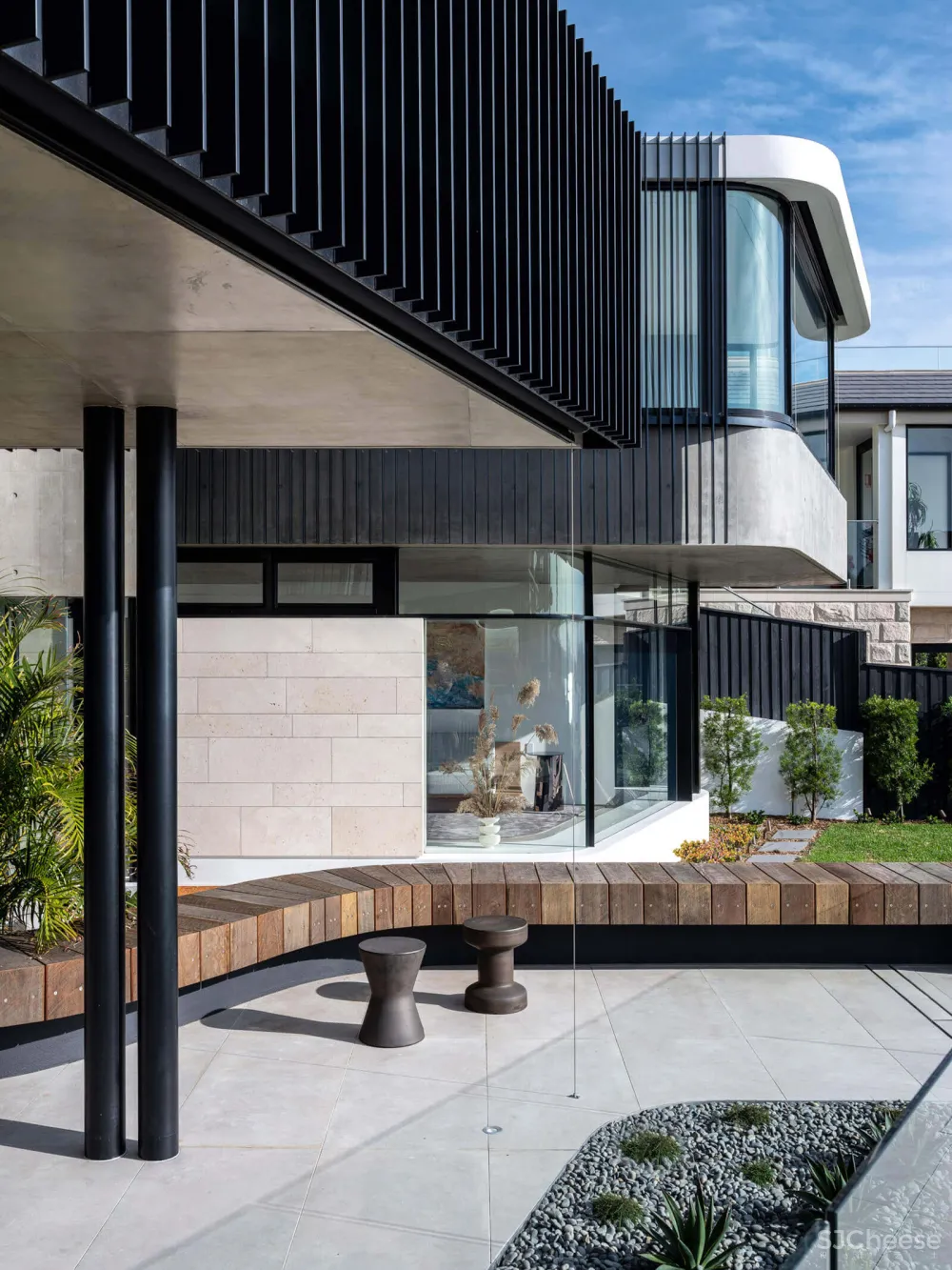 不落俗套的海景别墅,混凝土勾勒雕塑外观,太牛了!