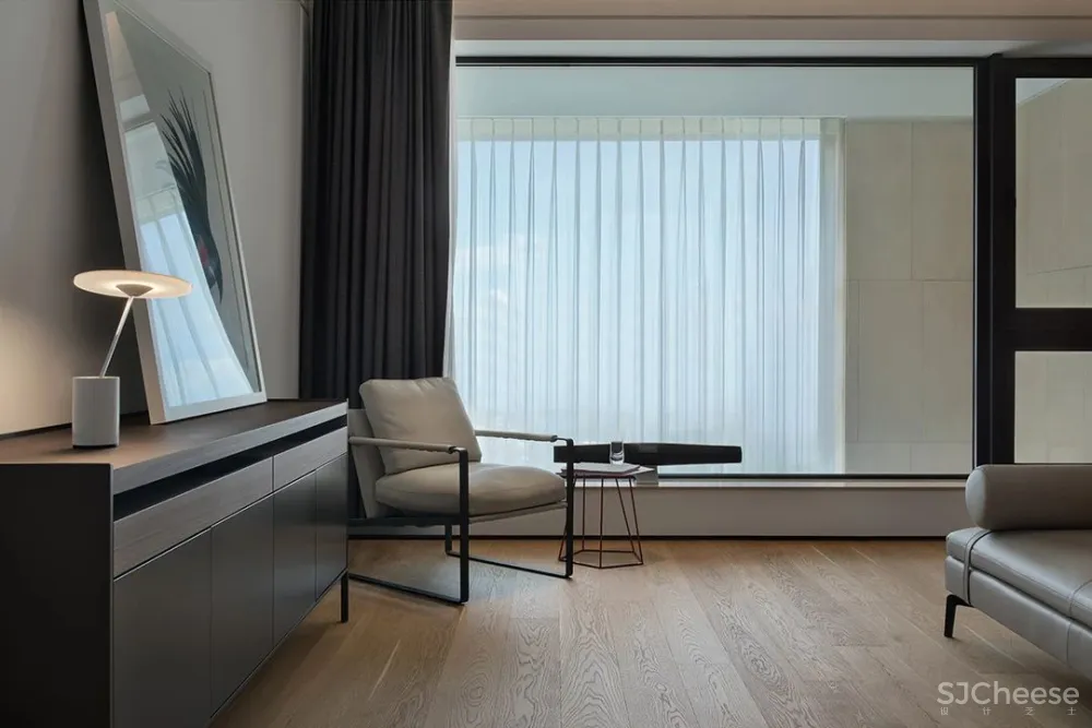 JANMEI 黄洁新 540㎡ 顶层复式,一家人将生活过成了极简诗意