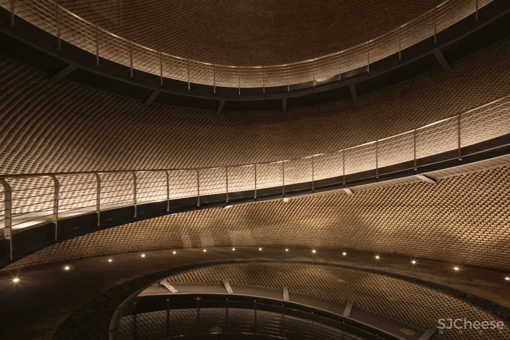 一处白酒庄园 陶坛酒库