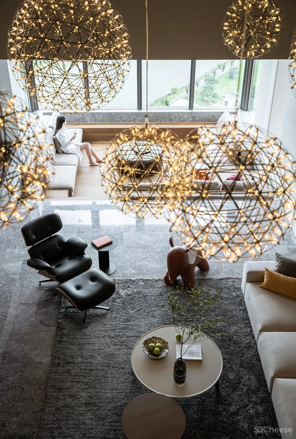 潘天云 600㎡ 奢华江景顶层复式,深邃于空,容纳万境!