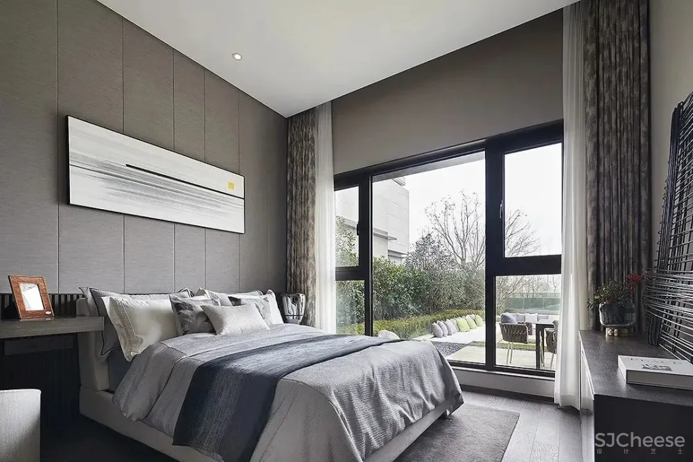 纯净而内敛,大隐于日光的莫兰迪美宅 WAVE澜舍