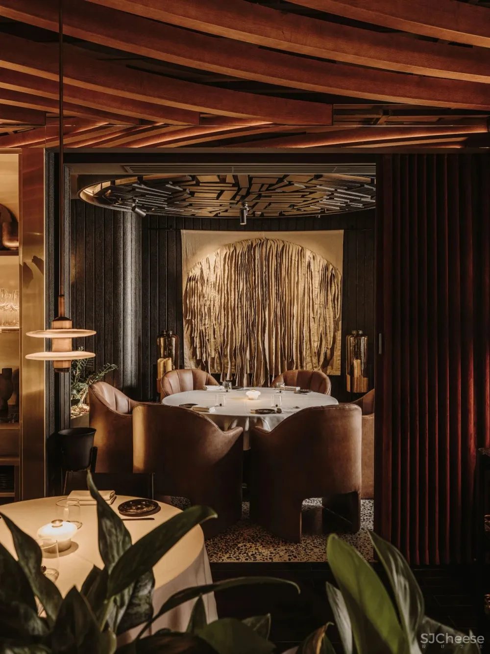 木炭烧烤的原始乐趣,西班牙