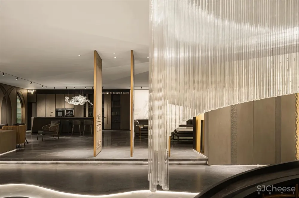 观沧海浩瀚，创诗境空间！