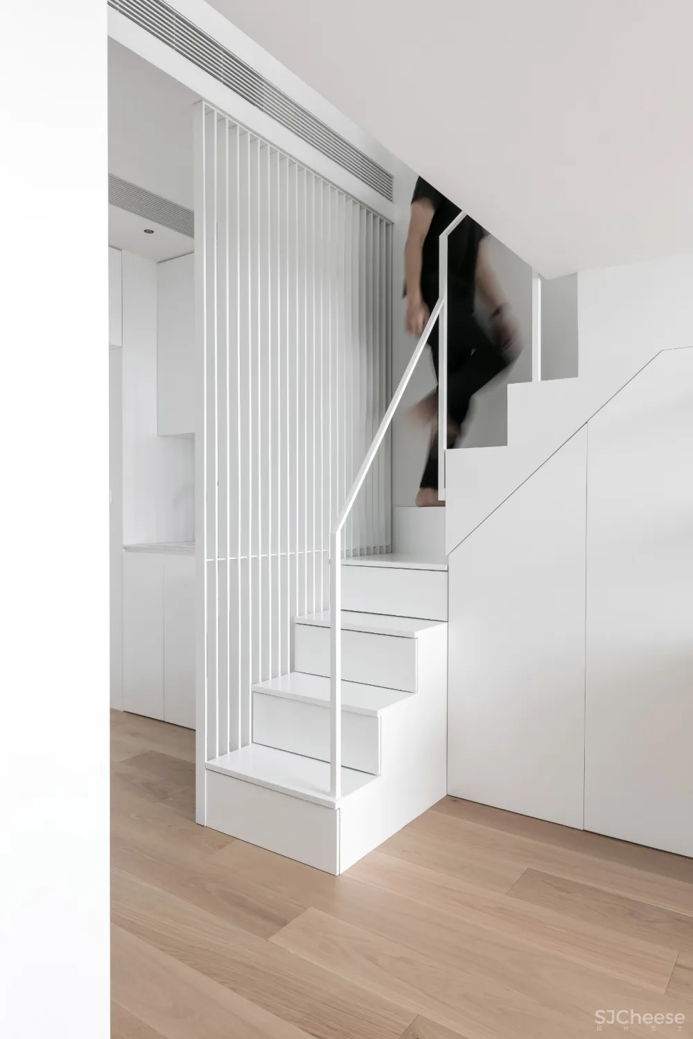 小而美的极简微型公寓，设计师的私享空间