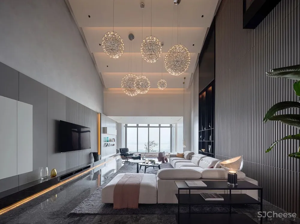 潘天云 600㎡ 奢华江景顶层复式,深邃于空,容纳万境!