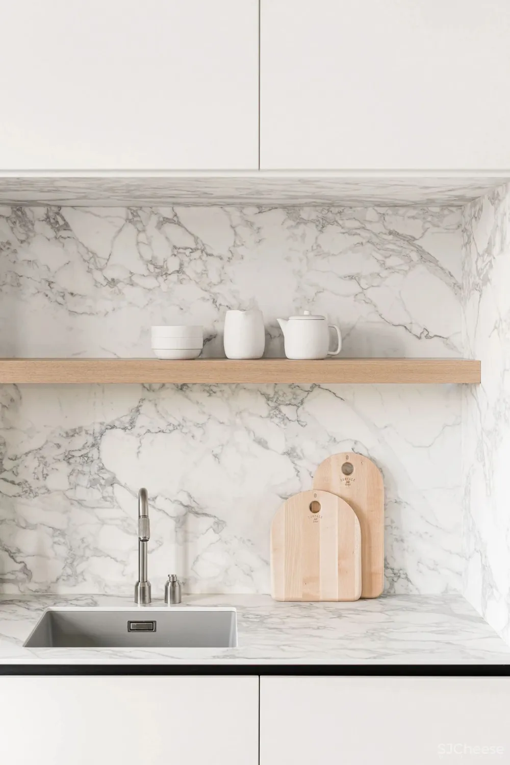 简约风的两室一厅,卧室用木饰面做背景太有范了!