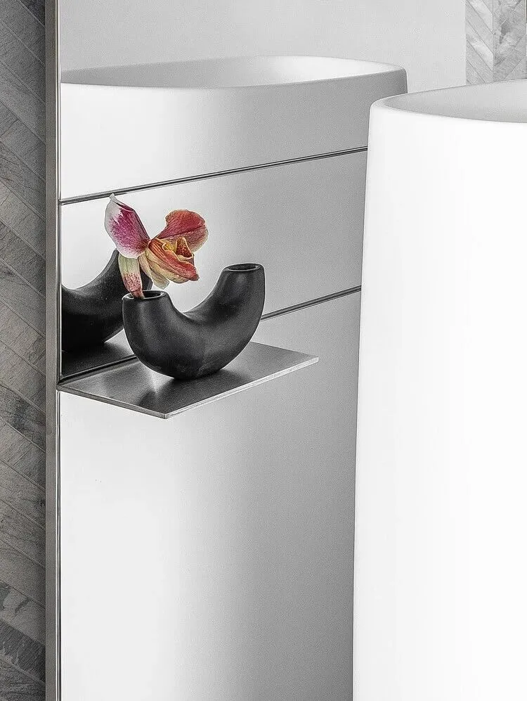 不落俗套的海景别墅,混凝土勾勒雕塑外观,太牛了!