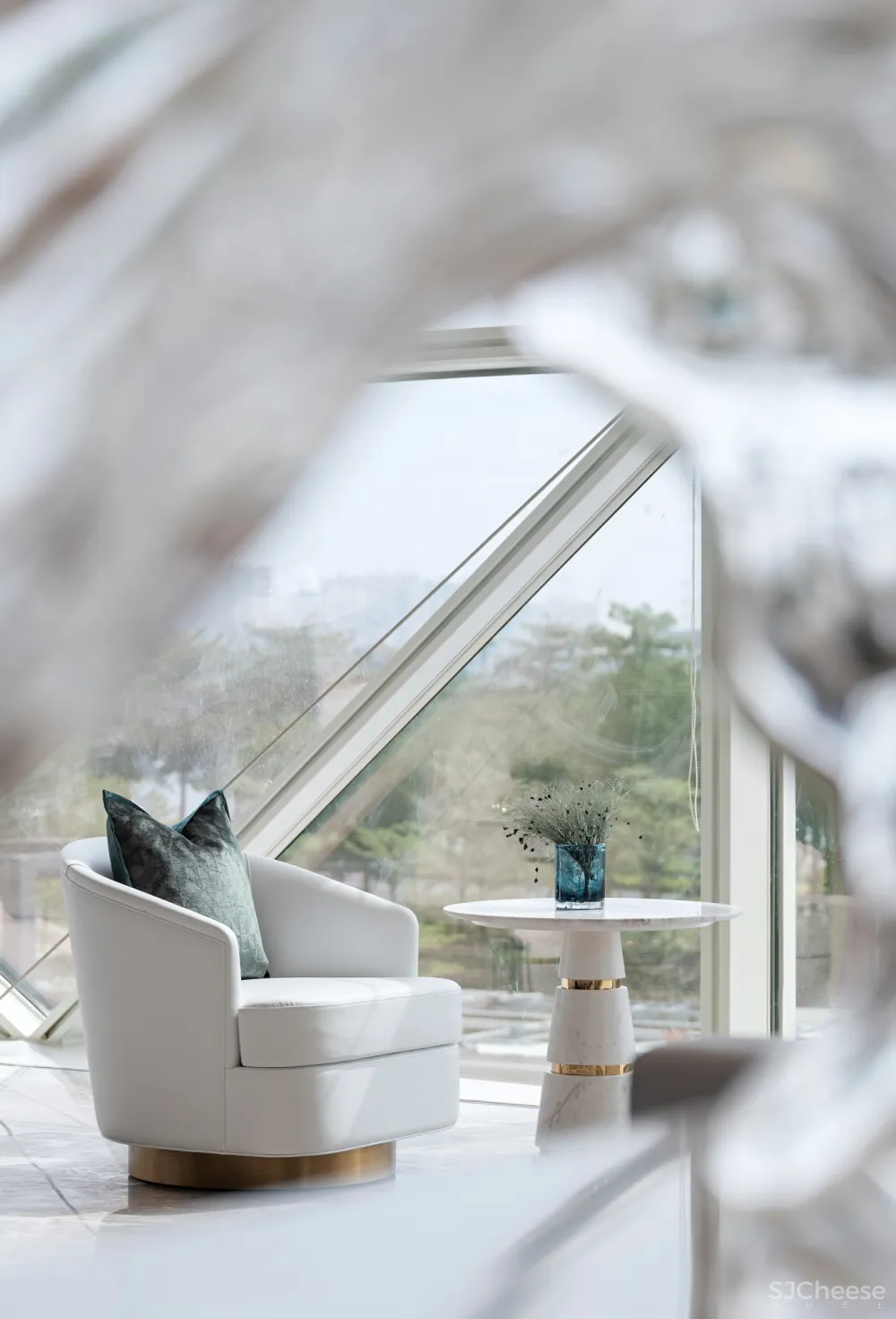 万有引力 × 宝能·佛山云境台:感性空间