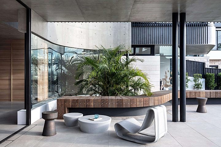 不落俗套的海景别墅,混凝土勾勒雕塑外观,太牛了!