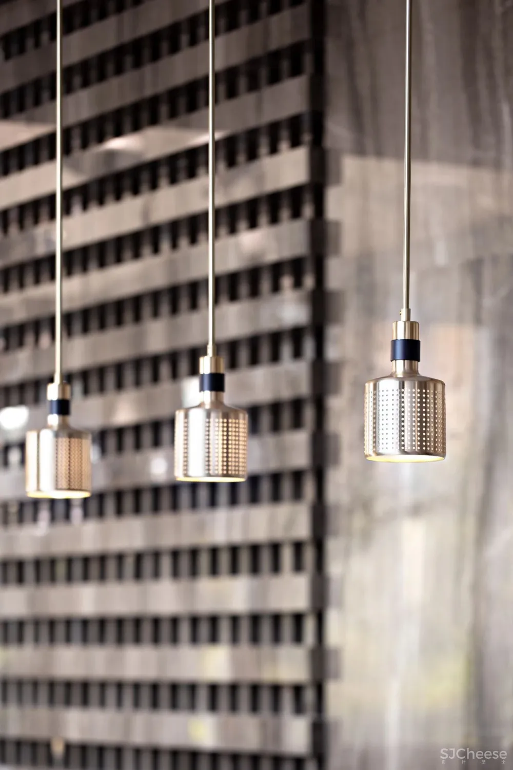 矩阵纵横：骨感清透，极致的极简美！