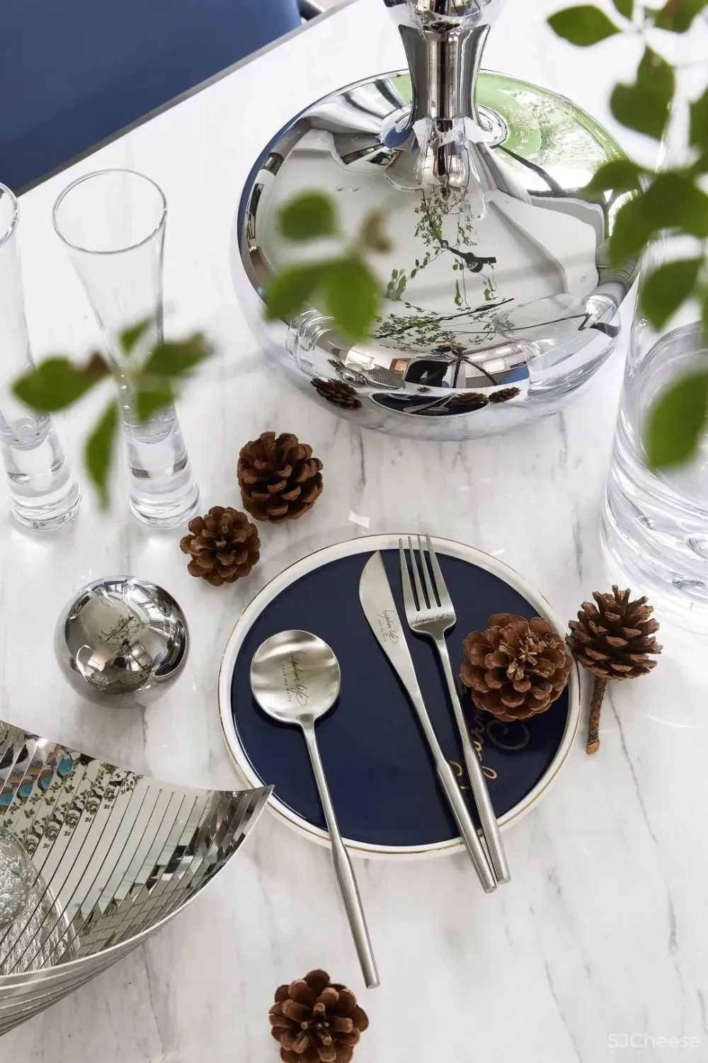 色艺宇宙,纯臻“蓝调” 璞辉设计